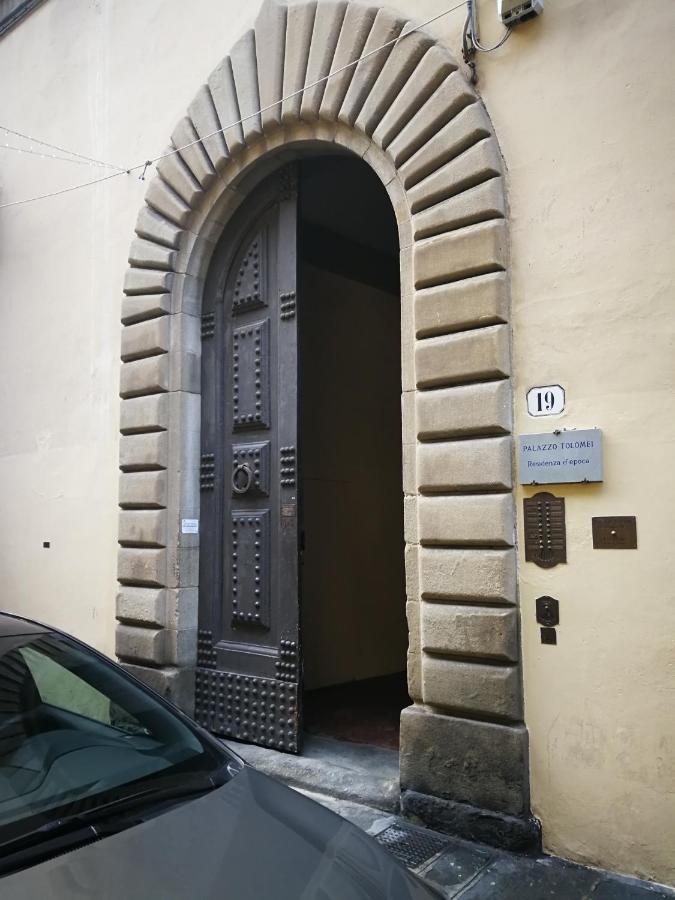 Traviata Storico - Palazzo Tolomei * Florencia